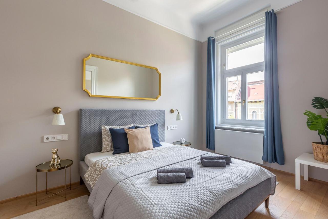 Luxury Elizabeth Residence Next To The New York Cafe ブダペスト エクステリア 写真