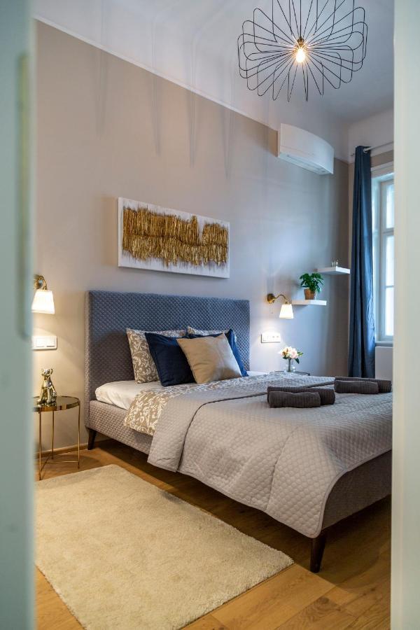 Luxury Elizabeth Residence Next To The New York Cafe ブダペスト エクステリア 写真