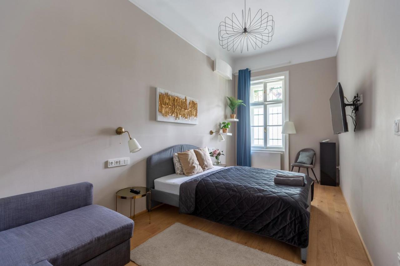 Luxury Elizabeth Residence Next To The New York Cafe ブダペスト エクステリア 写真
