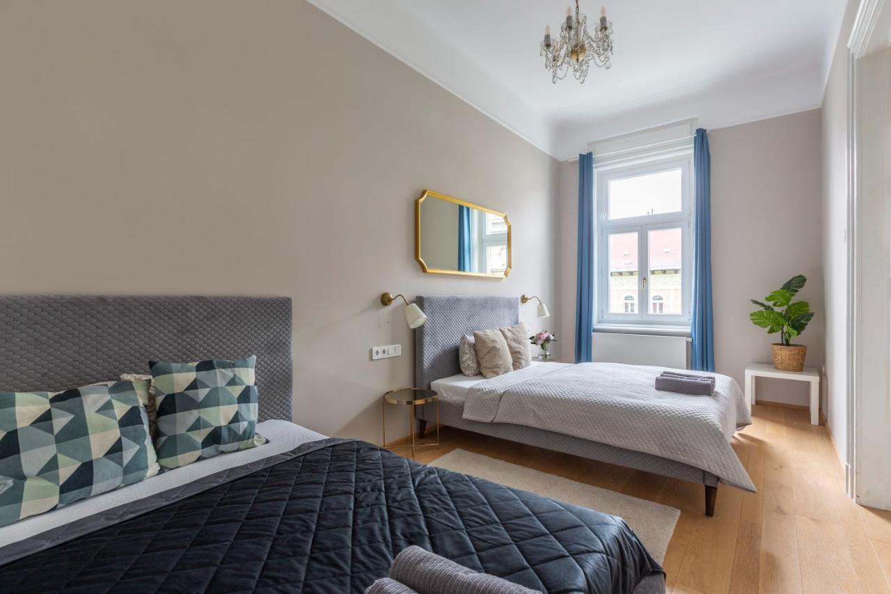 Luxury Elizabeth Residence Next To The New York Cafe ブダペスト エクステリア 写真